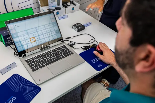 Utilizador de PC Espaço com Sentido Faro